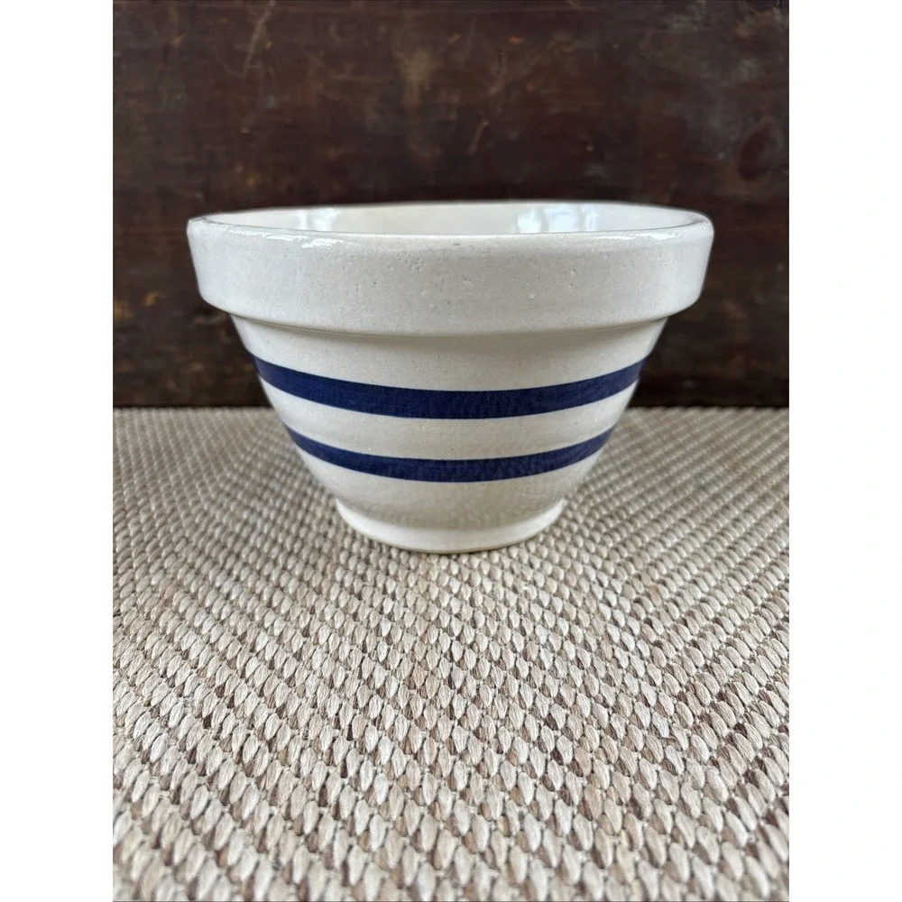Roseville Robinson Ransbottom Nest Bowl  Mix Blue Stripes 6 1/4